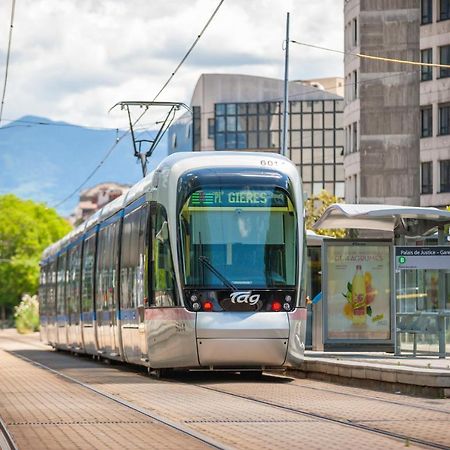 Hostel Le Hueb Grenoble Zewnętrze zdjęcie